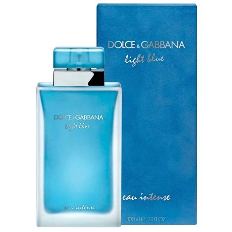 Perfume de mujer Light Blue .